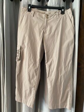 Title Nine Beige Cargo Capris, Women’s Size 8